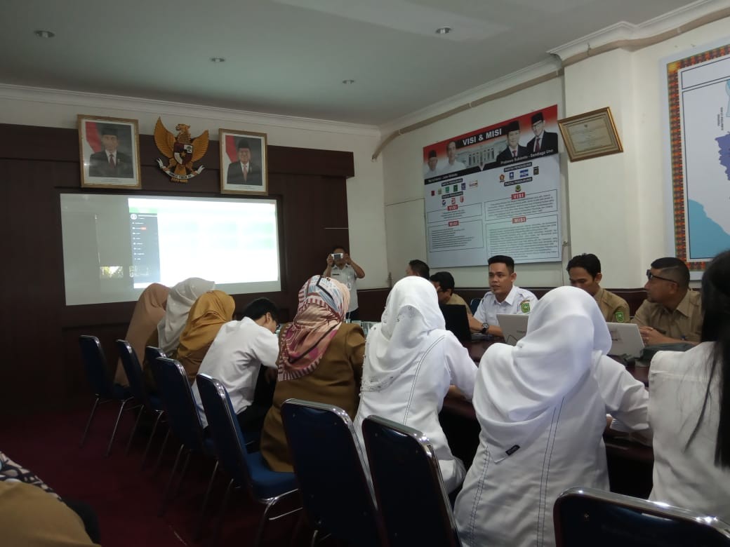 KOMINFO melakukan Sosialisasi Aplikasi e-Office ke BAKESBANGPOL PROV RIAU